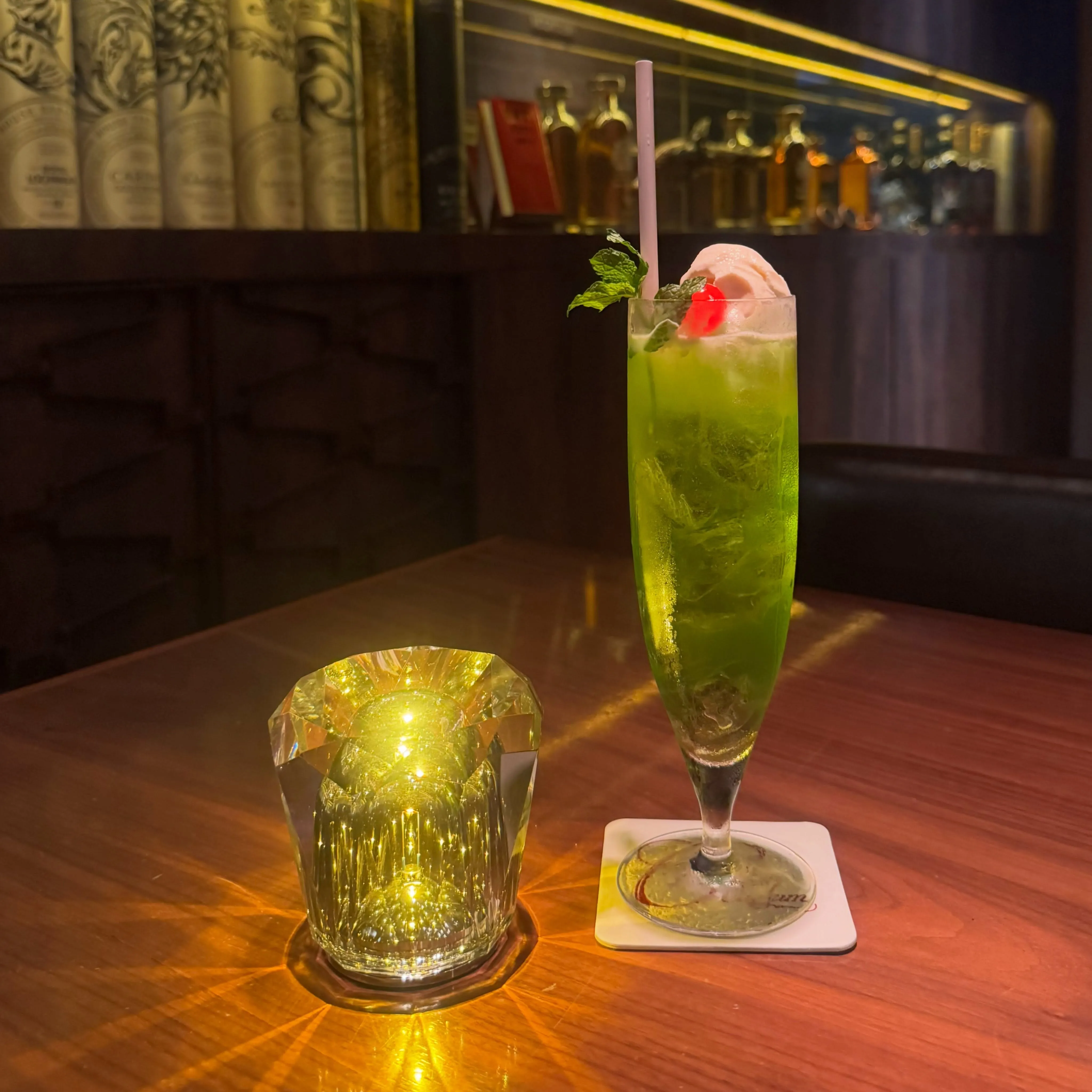 季節限定’‘クリームソーダのカクテル’’